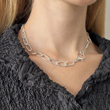 Load image into Gallery viewer, Thick Clasp Necklace
