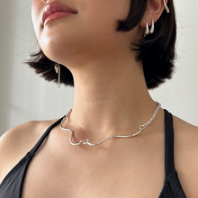 Load image into Gallery viewer, Wavy Necklace
