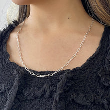 Load image into Gallery viewer, Large Clip Necklace
