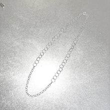 Load image into Gallery viewer, Circle Chain Necklace
