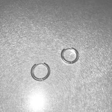 Load image into Gallery viewer, Round Huggies
