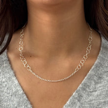 Load image into Gallery viewer, Circle Chain Necklace

