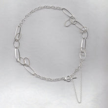 Load image into Gallery viewer, Intricate Chain Necklace
