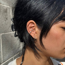 Load image into Gallery viewer, Conch Cuff

