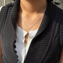 Load image into Gallery viewer, Thread Necklace

