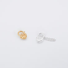 Load image into Gallery viewer, Filigree Heart Charm (Tred)

