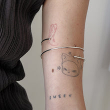 Load image into Gallery viewer, Spiral Arm Cuff
