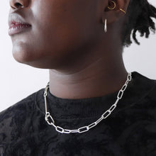 Load image into Gallery viewer, Screw Clasp Clip Necklace
